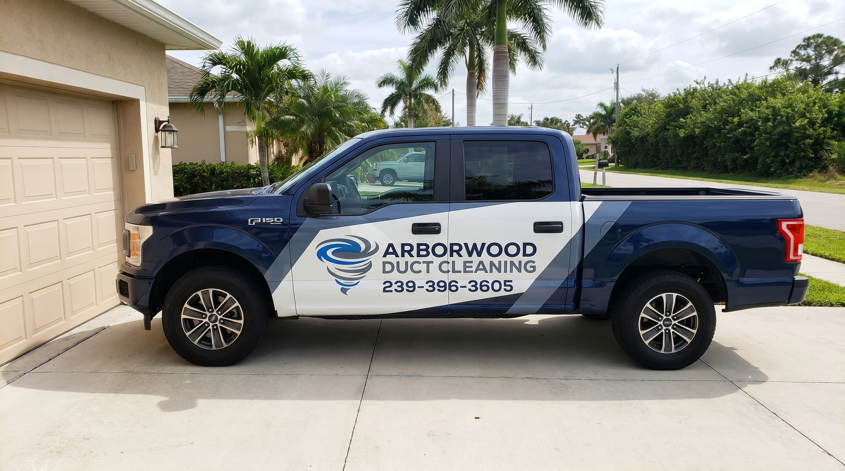 Professional air duct cleaning service in Fort Myers, FL
